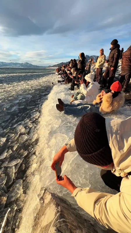 This is not AI, but the ice push of Sayram Lake in Xinjiang, China. It's so shocking!#ice push #ice