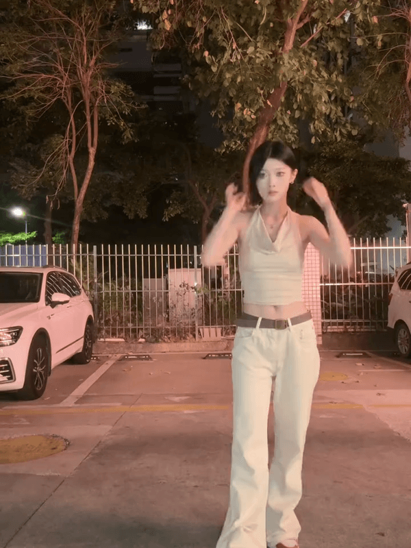 Driver, why have you stopped?😭😭😭😭😭😭#fypシ゚viral #fouryoupage #girldancing #dance #abstract