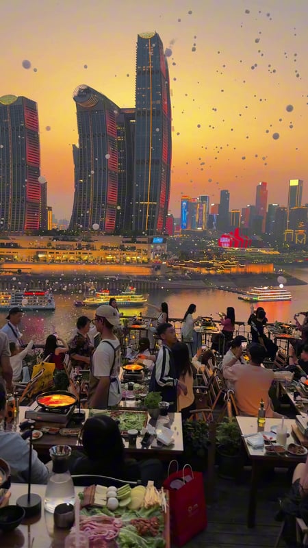 The South Bank Road in Chongqing at 7 PM is pure romance. #HiddenGem #sunsetvibes #chongqing